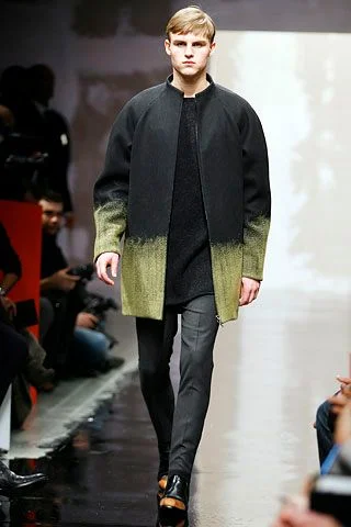 Look 18